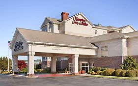 Hampton Inn & Suites Providence-Warwick Airport